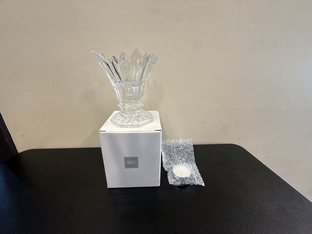 NEW IN BOX Mikasa Glass Florita‎ Footed Votive Taper Candle Holder